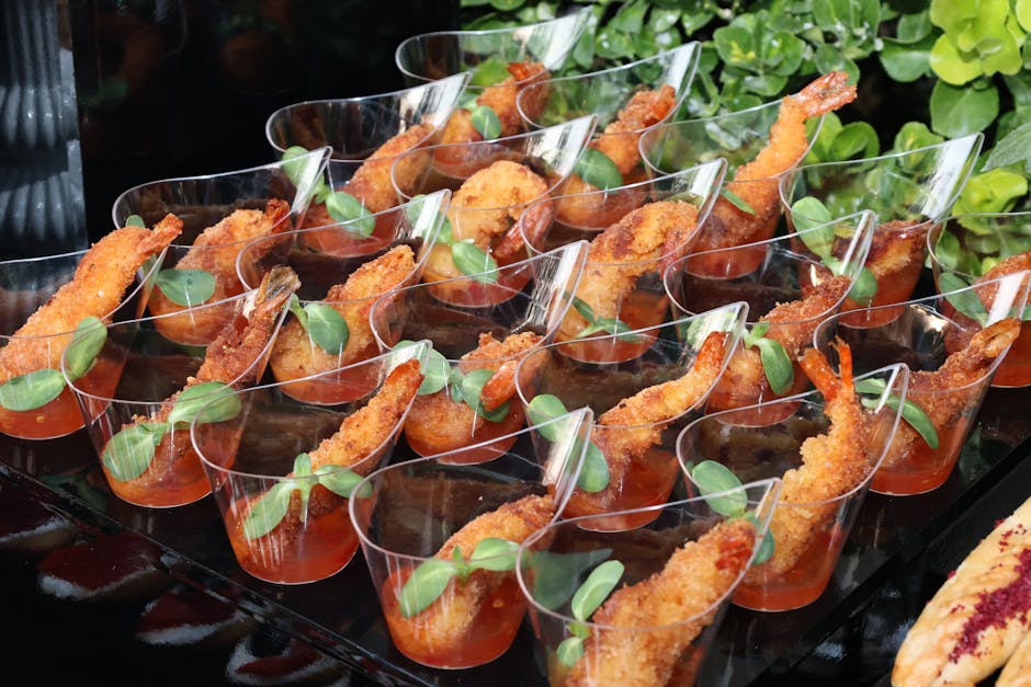 Endiveblader med kremet rekefyll