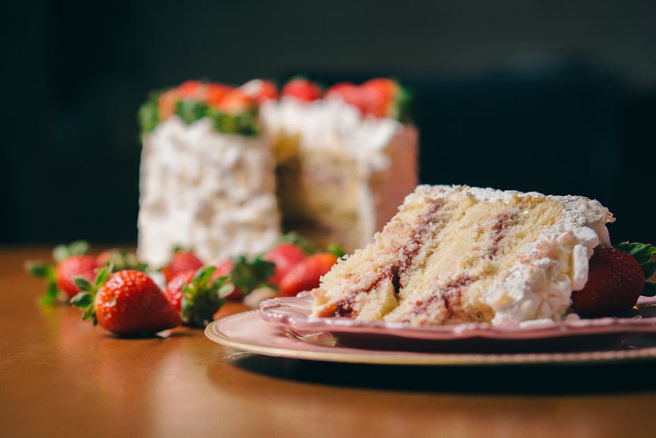 Jordbærrull med kremost og friske jordbær