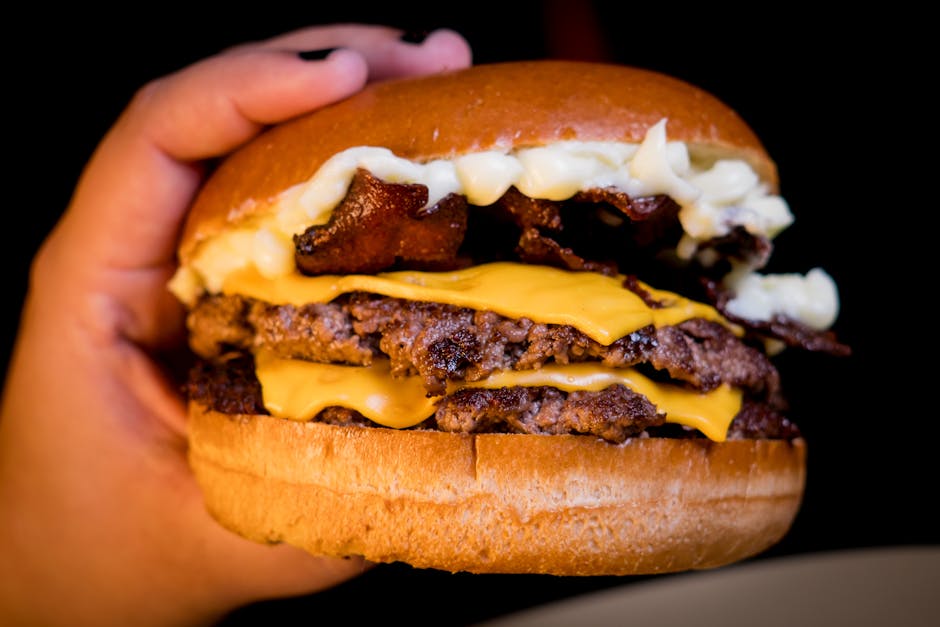 Brick-burger med hvitløkssmør og donkysaus