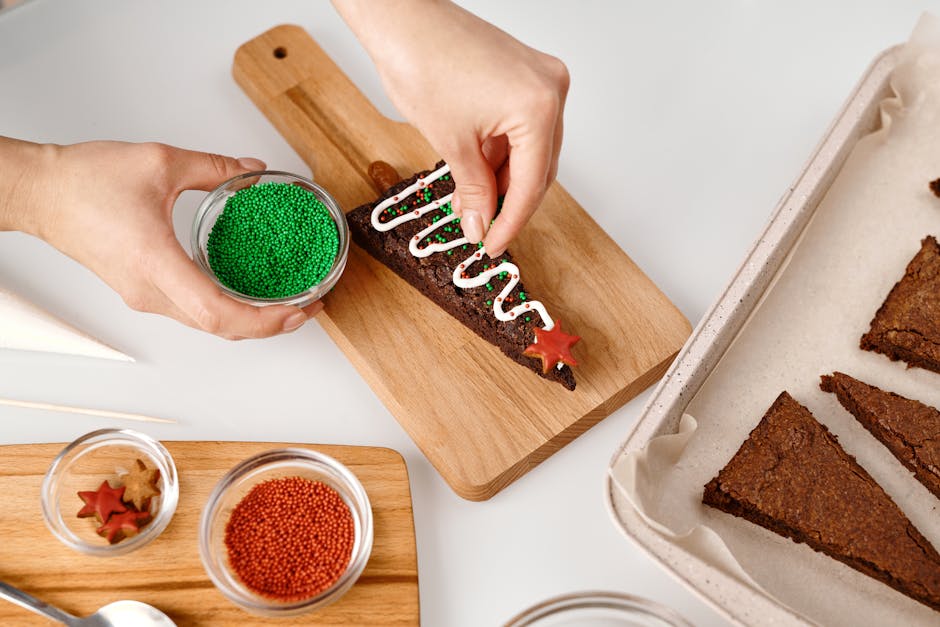 Julebrunietrær med smørkrem og pepperkakefot