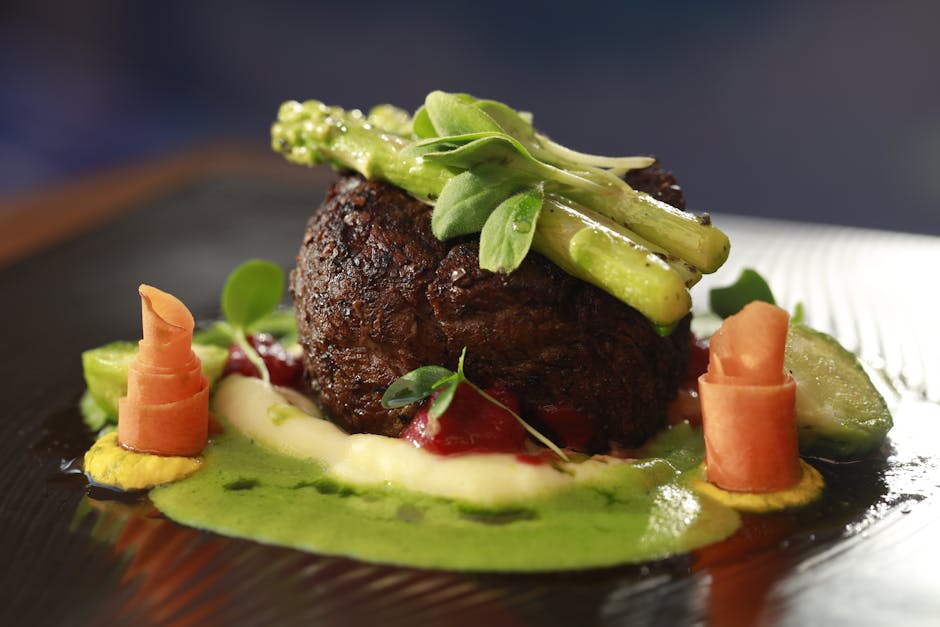 Oscar-fylt oksefilet med rosmarinkartofler og béarnaise