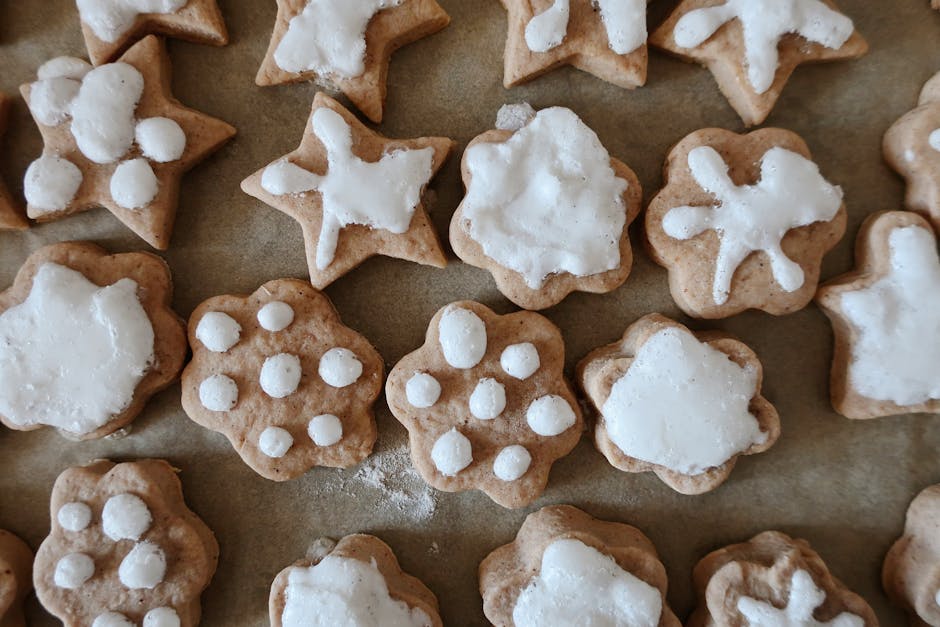 Brune sukkerkjeks med royal icing