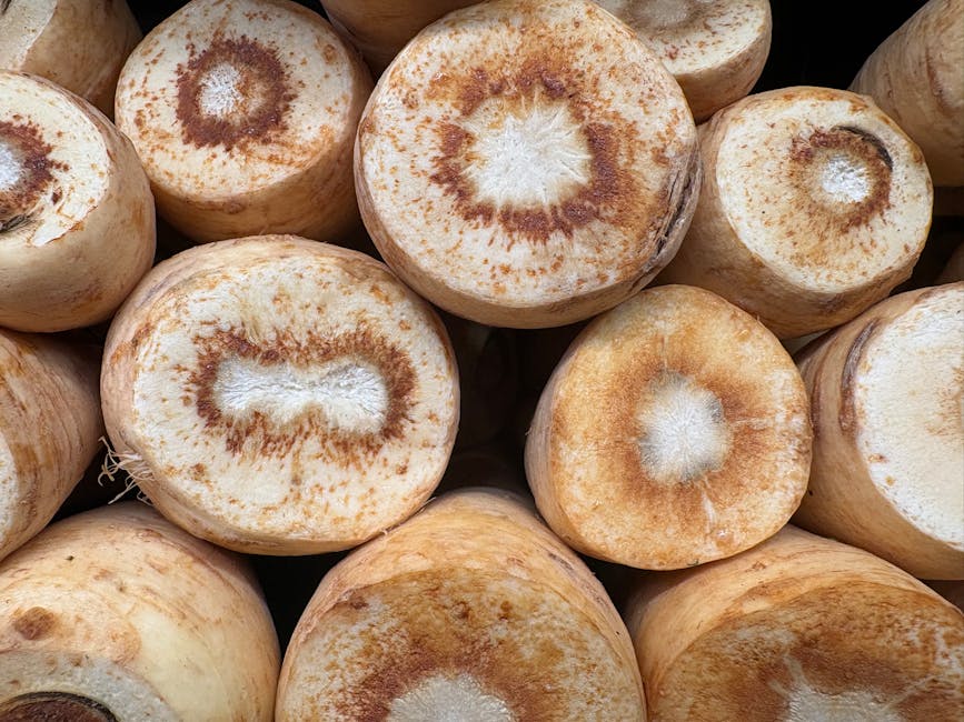 Pastinakk- og potetlatker med karamellisert sukker