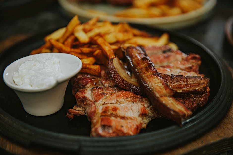 Sprøstekte lammebiter med kremet saus
