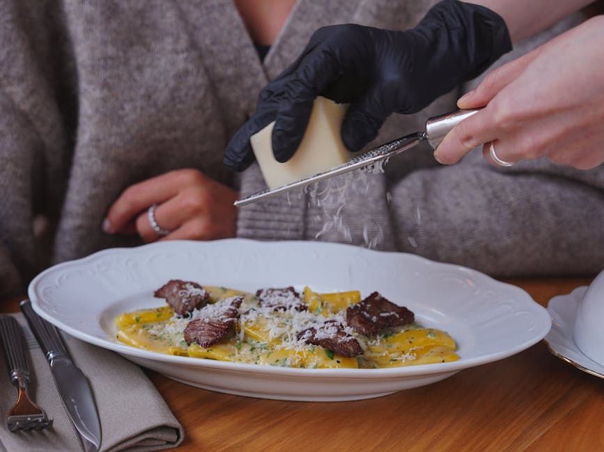 Kremete fylte pastaskjell med kjøttdeig