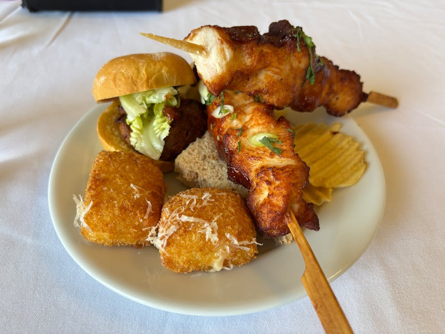 Grillet kylling- og ananas-sliders