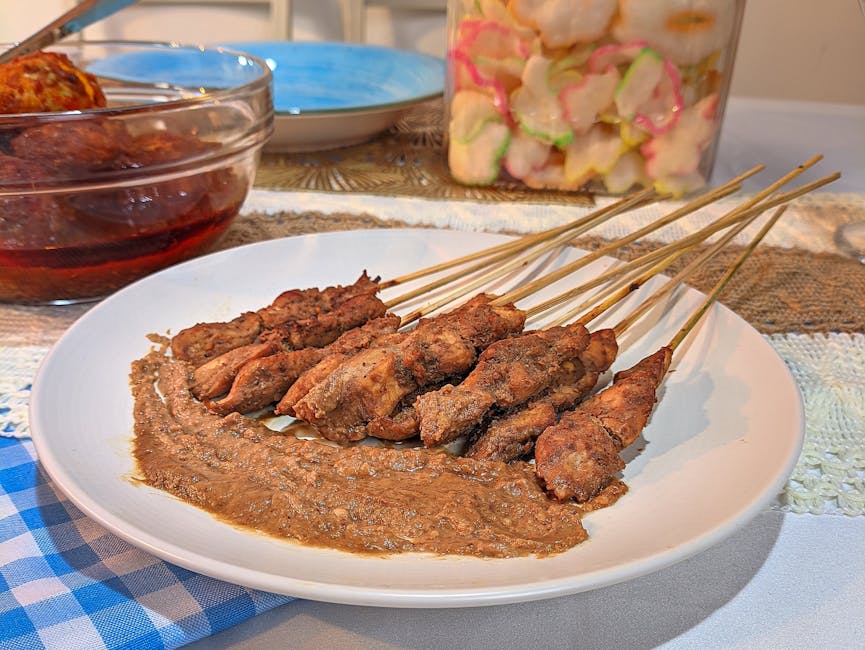 Kyllingsatay med kremet peanøttsaus