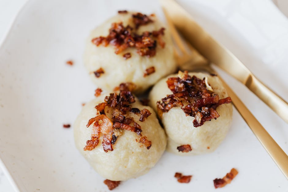 Potetklubb med skinke (norske potetballer)