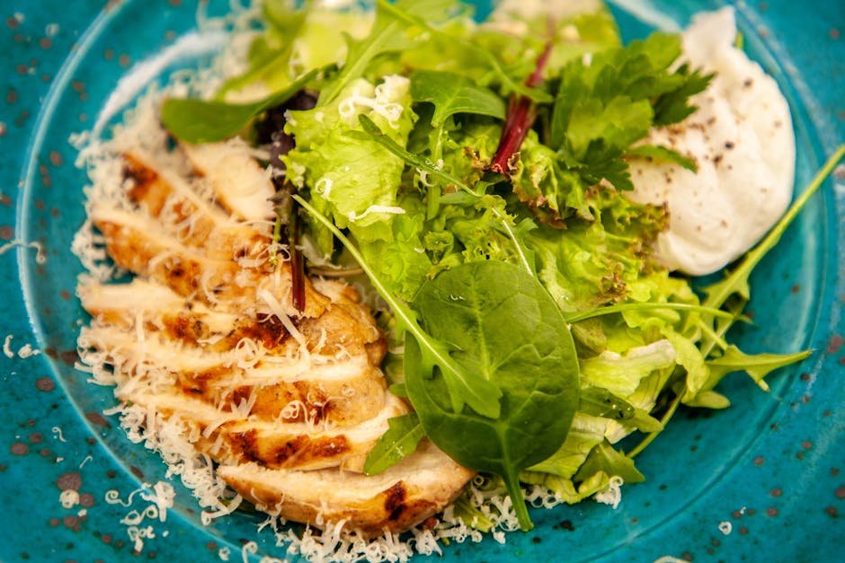 Lime- og hvitløkskyllingsalat med spinat