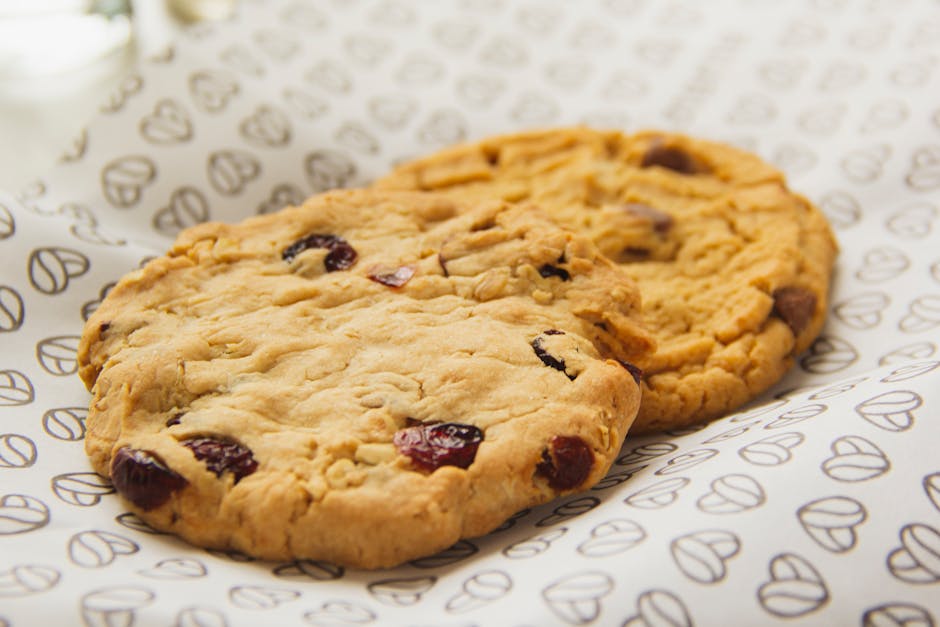 Tranebær- og pekannøttkaker med appelsinglasur