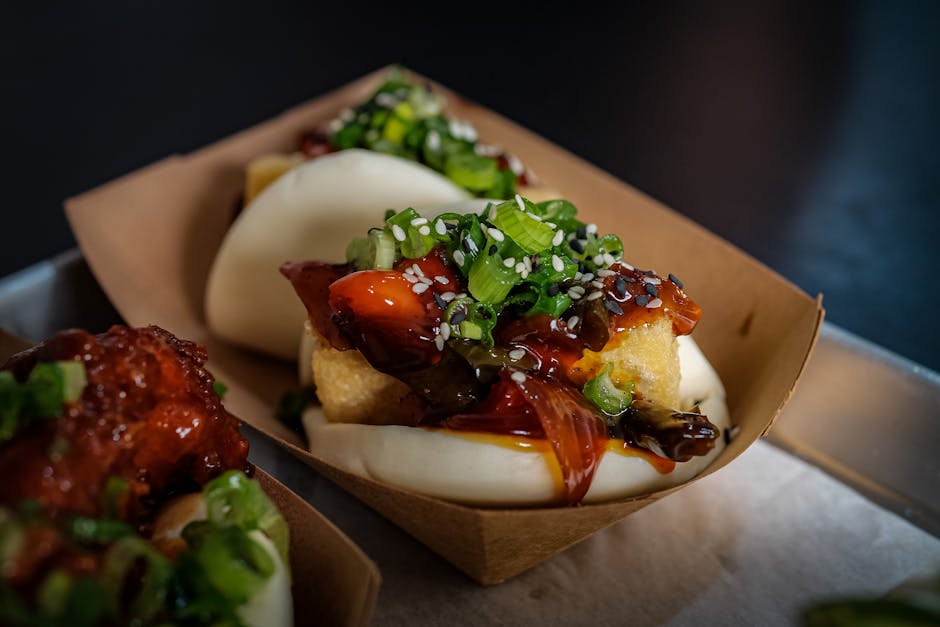 Maisbrød-bao med kalkun og svart peppersaus