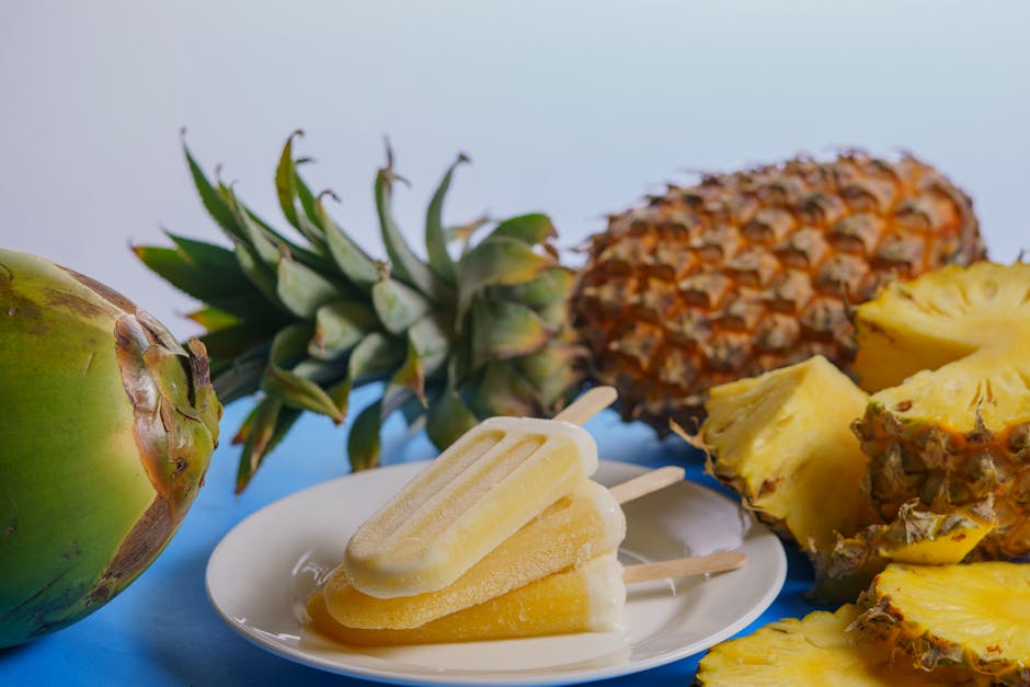 Forfriskende ananas-iskrempinner
