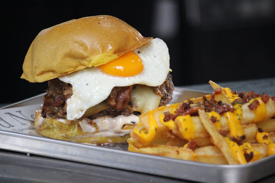 Aussie burger med ananas og egg