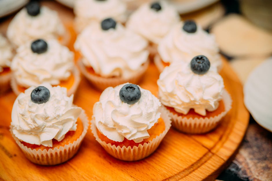 Saftige blåbærcupcakes med lønnesirupglasur