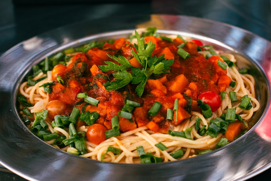 Spaghetti med røkt tomat og løk