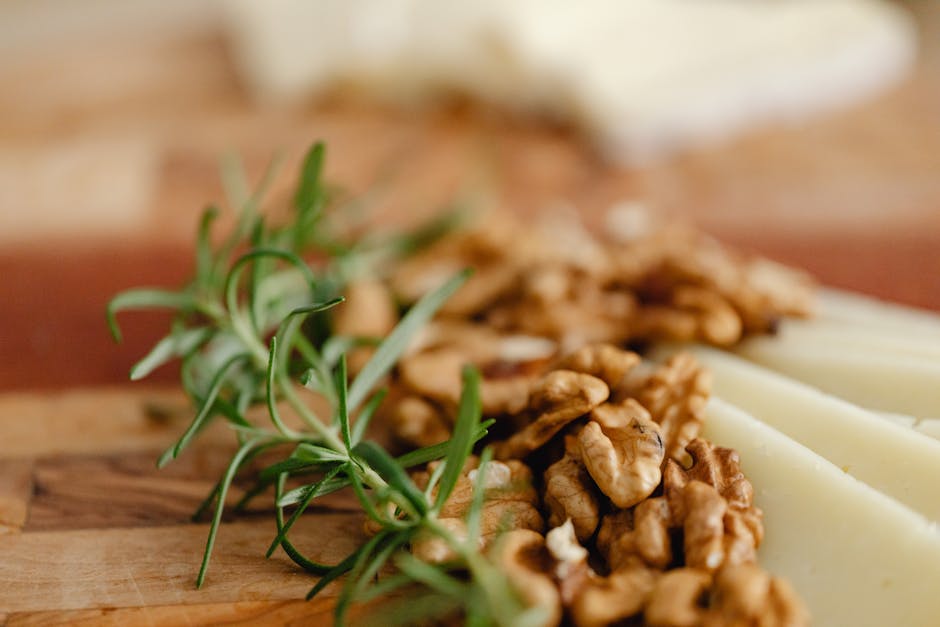 Polentatrekanter med rosmarin og valnøtter