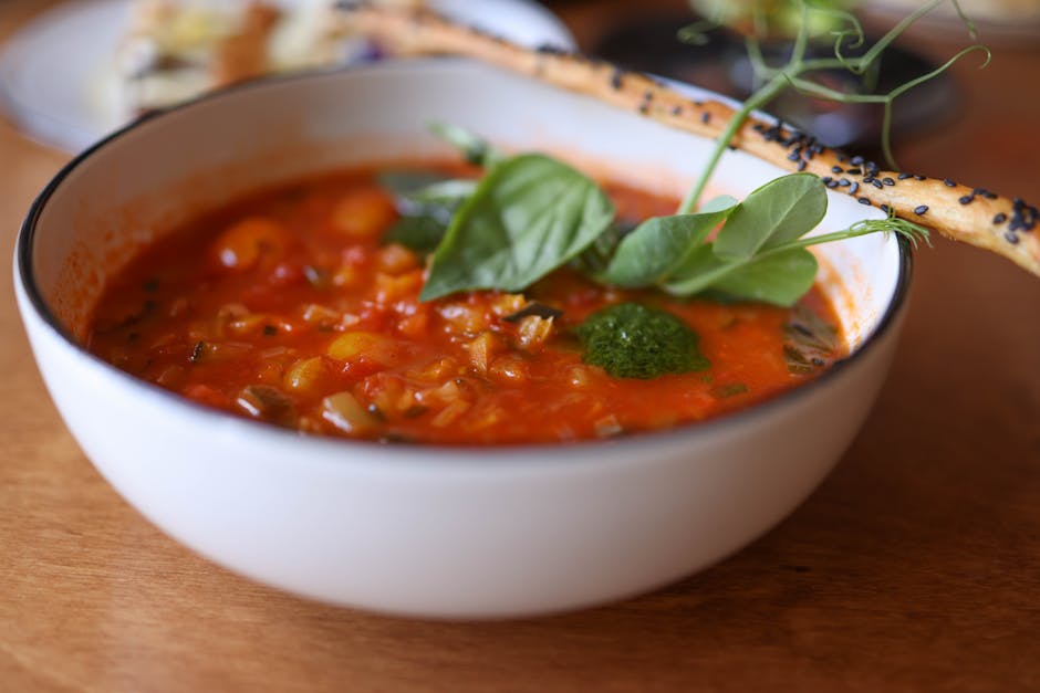 Tomatsuppe med ruccolapesto