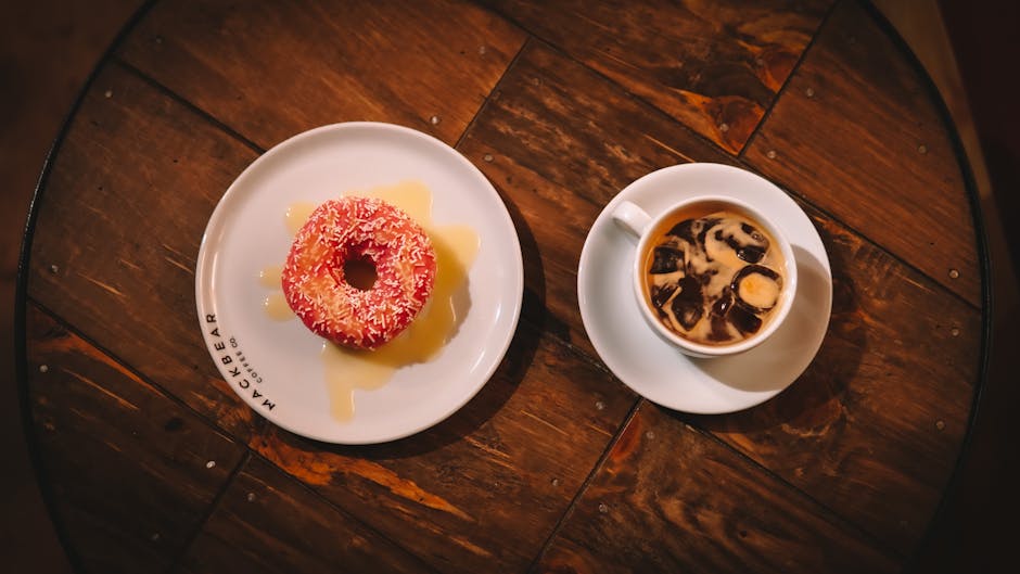Kaffe-doughnuts med kaffeglasur