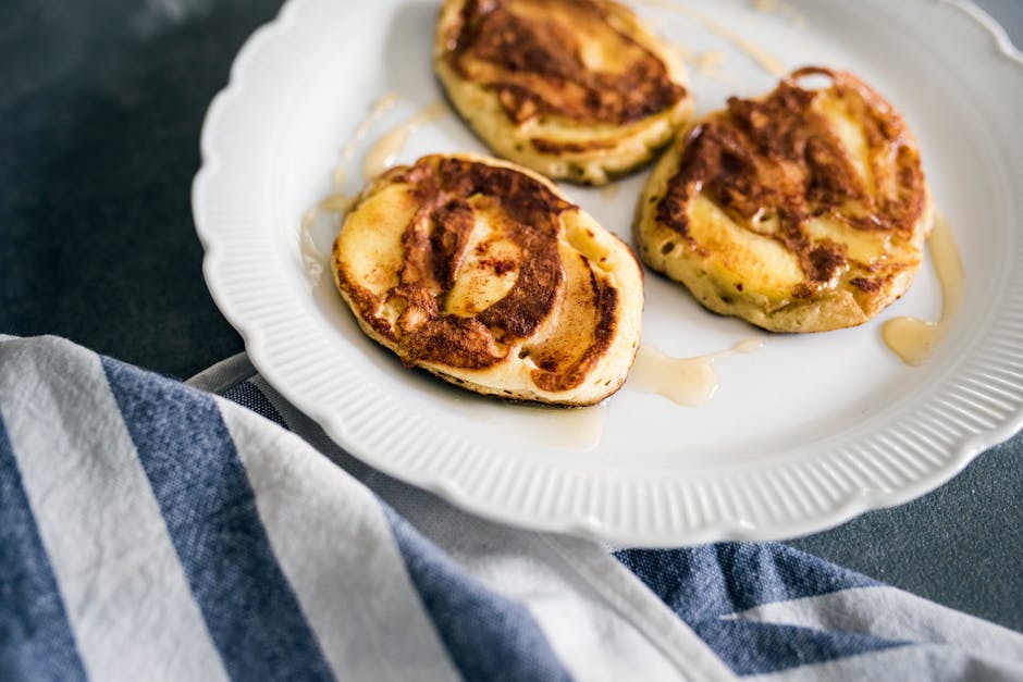 Luftige eplepannekaker fra ovnen