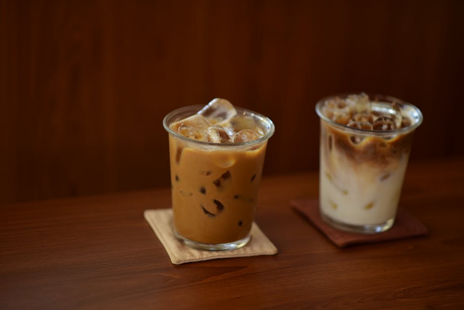 Kremet kakao- og kaffedrikk med malt