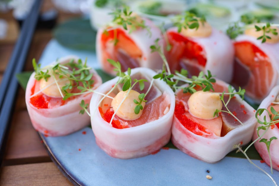 Lakserulader med shiso og appelsinskall