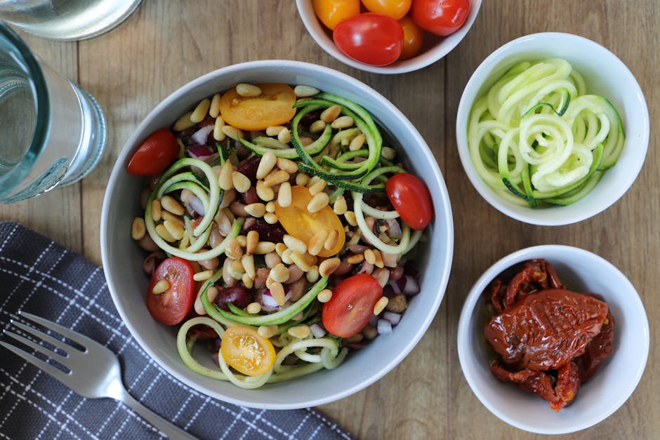 Zucchini "Fettuccine" med frisk tomatsaus