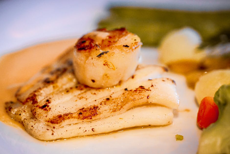 Grillede kamskjell med ananassalsa