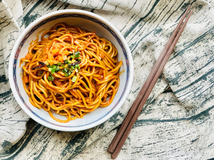 Oransje chili nudler med appelsin og ingefær