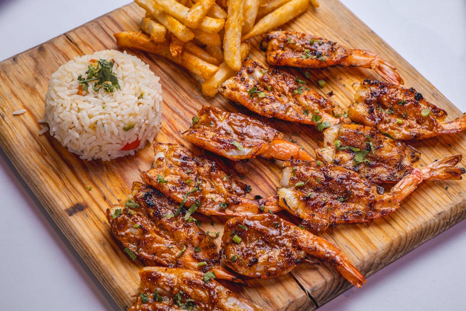 Louisiana-grillede reker med grøtkaker og rouille