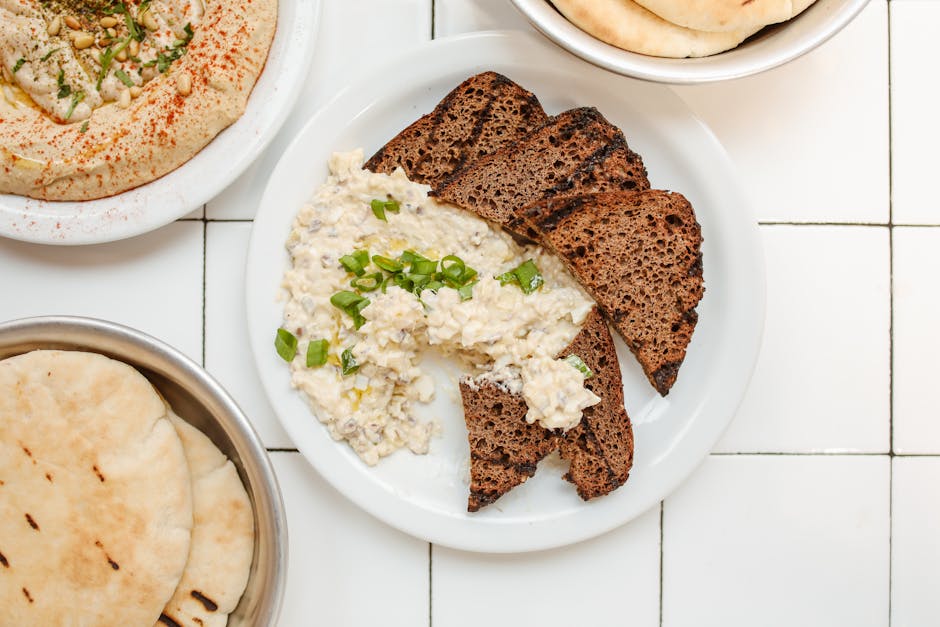 Kremet BLT-dip med pitabrød