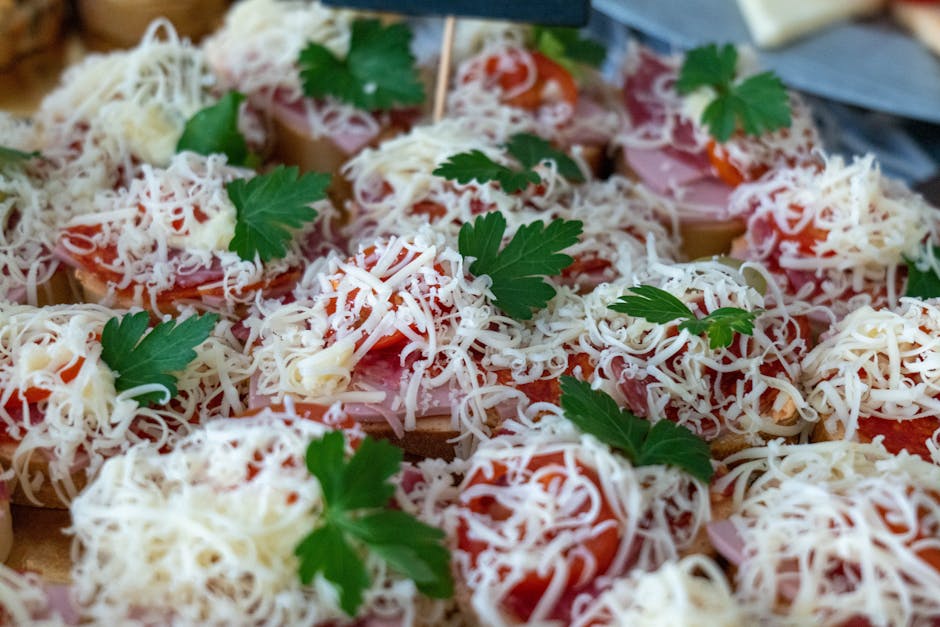 Kremet ostebrødpudding med skinke og tomat