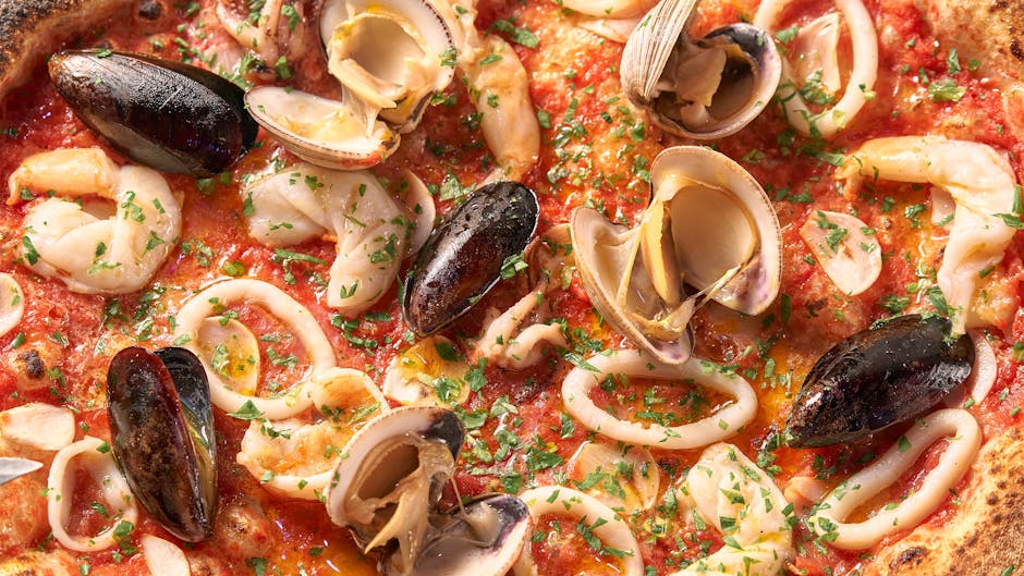 Pizza med tunfisk, reker og kikerter