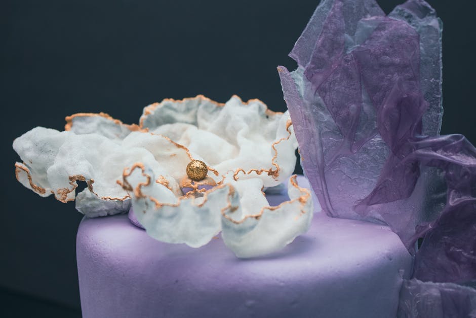 Amorft sukker-senterstykke med blomster