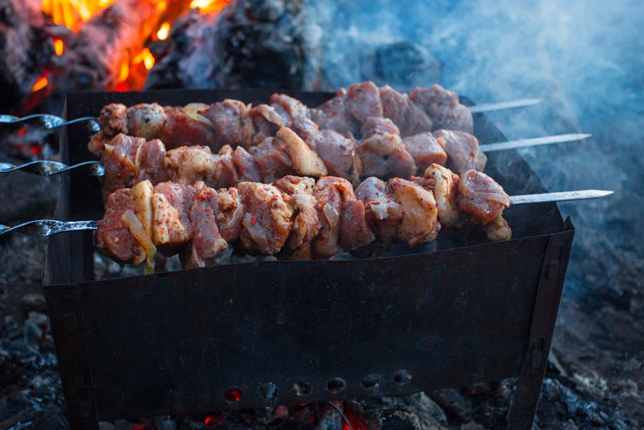 Svinekebab med romescosaus