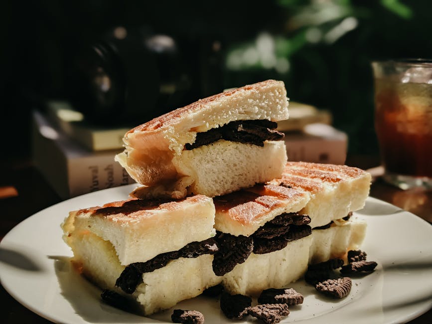 Nøtteaktige stjernesandwicher med jordbær