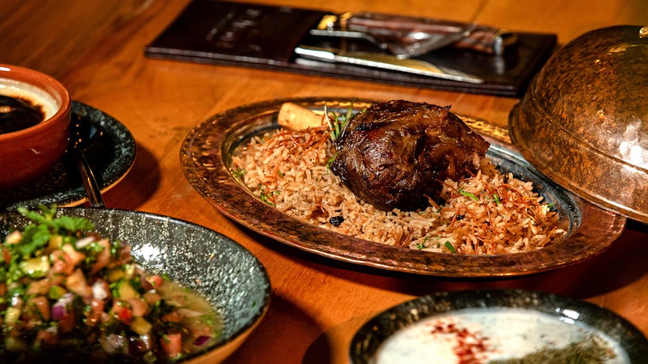 Krydret lammeloin med krydderblanding og yoghurtsaus