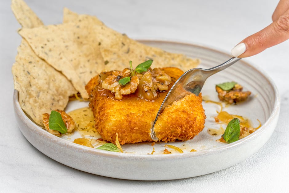 Gratinert gårdsost med honning og valnøtter