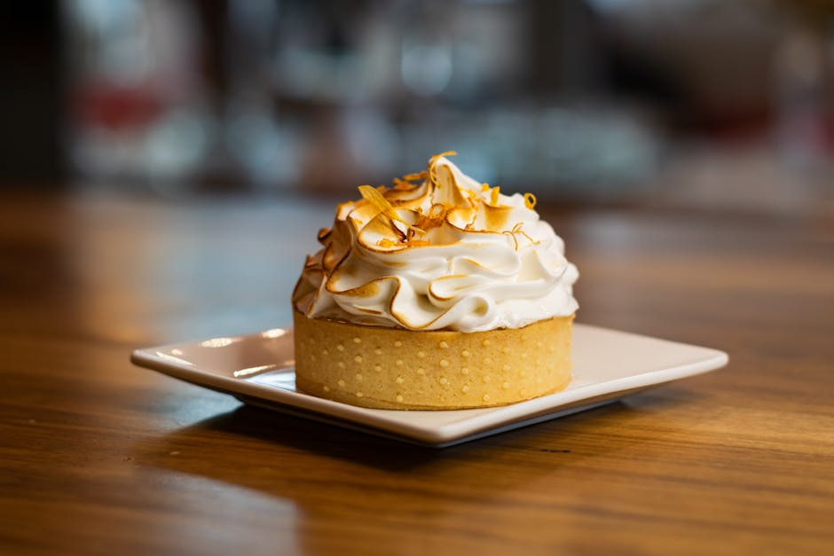 Lucerne ostetorte med sitronkrem