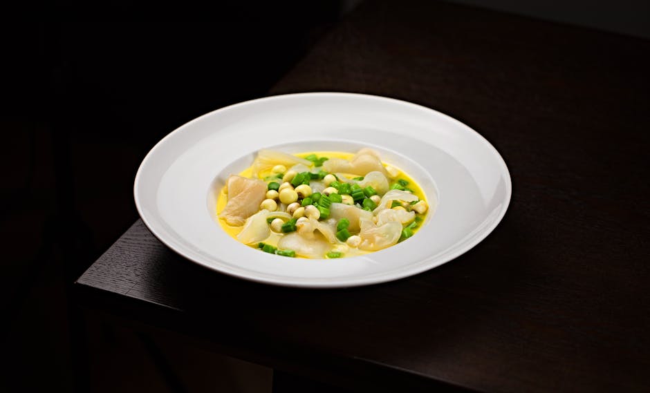 Sjøabbor i selleri- og purreløksuppe med grønnsaksravioli