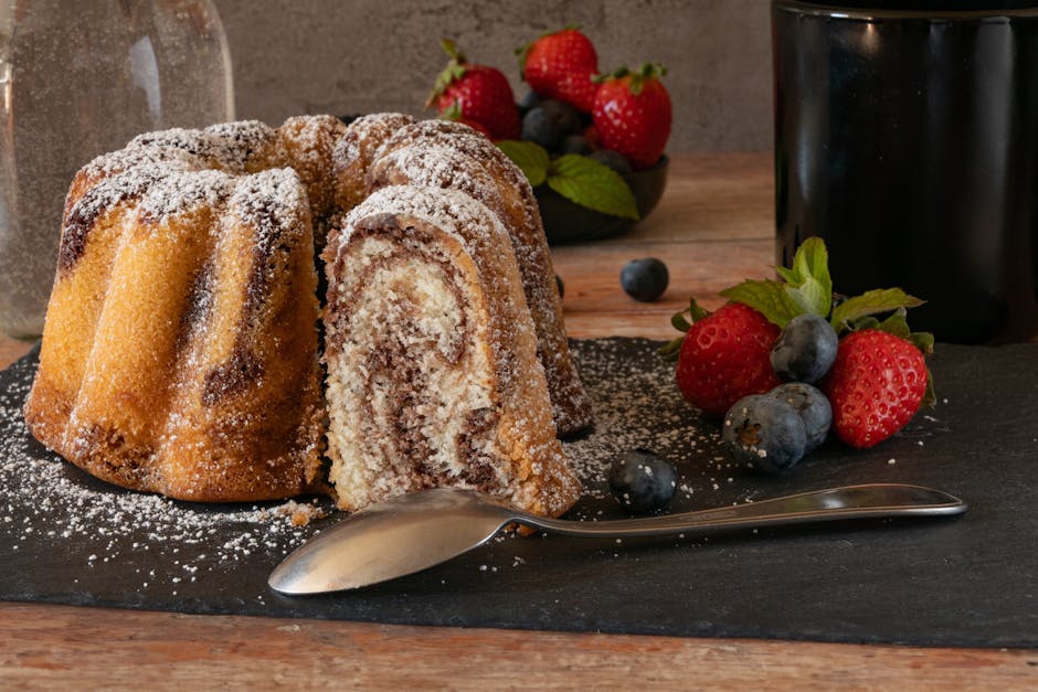 Bringebær Ripple-kake med vaniljeglasur