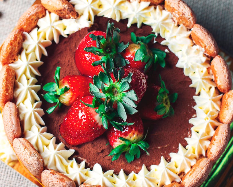 Charlotte Russe med bær og krem