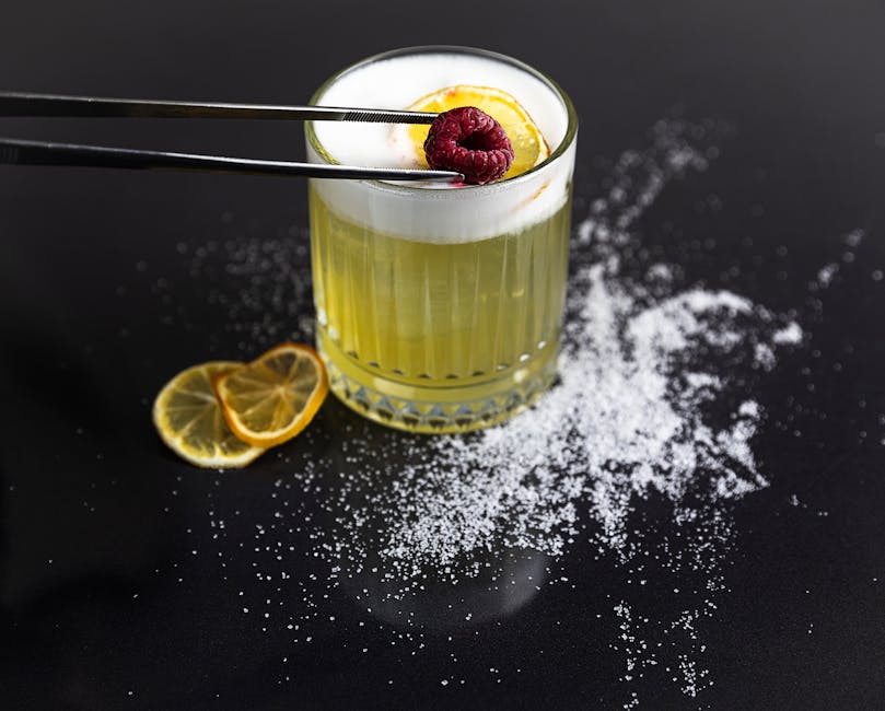 Sitronmarengs-cocktail med eggehviteskum