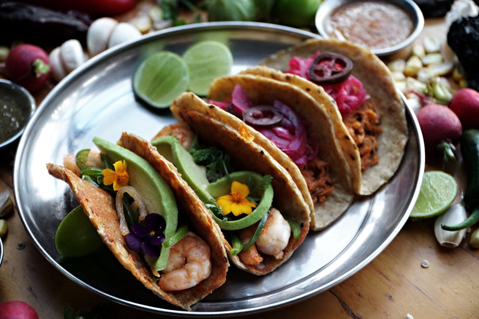 Grillet mais-taco med BBQ-svinefilet og tomatillo-relish