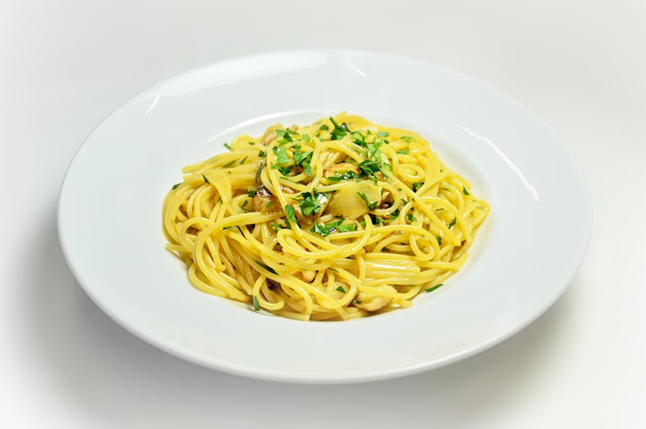 Spaghetti Aglio e Olio med persille og parmesan