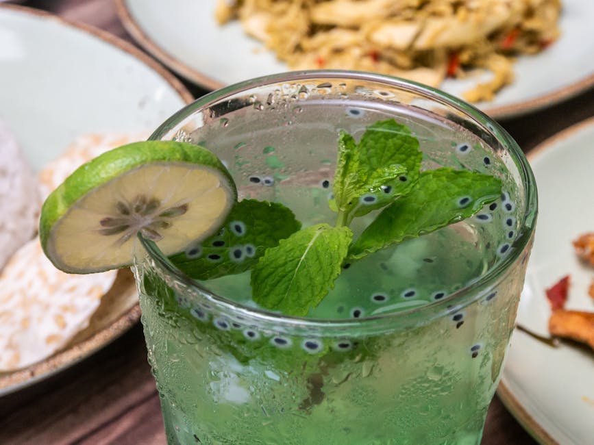 Forfriskende iste med grønn te og urter