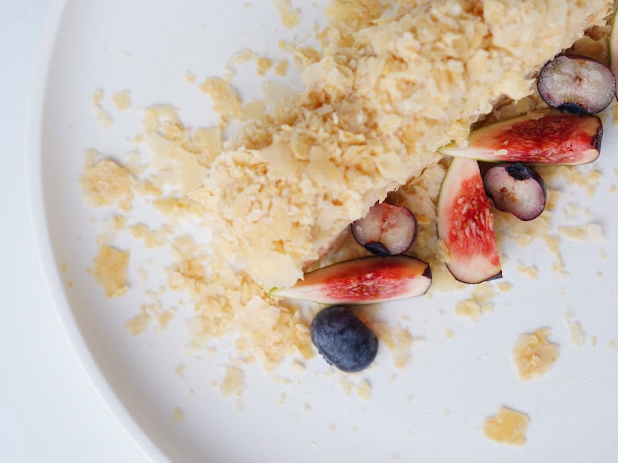 Blåbær- og nektarinkrønsj med søt mascarpone