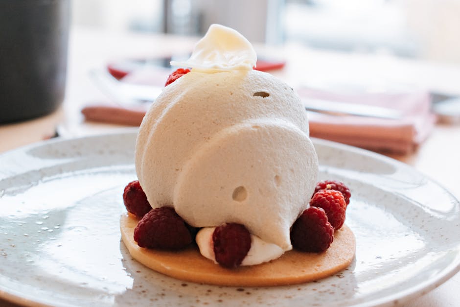 Vaniljekulfi med bringebær- og sitronverbenasirup