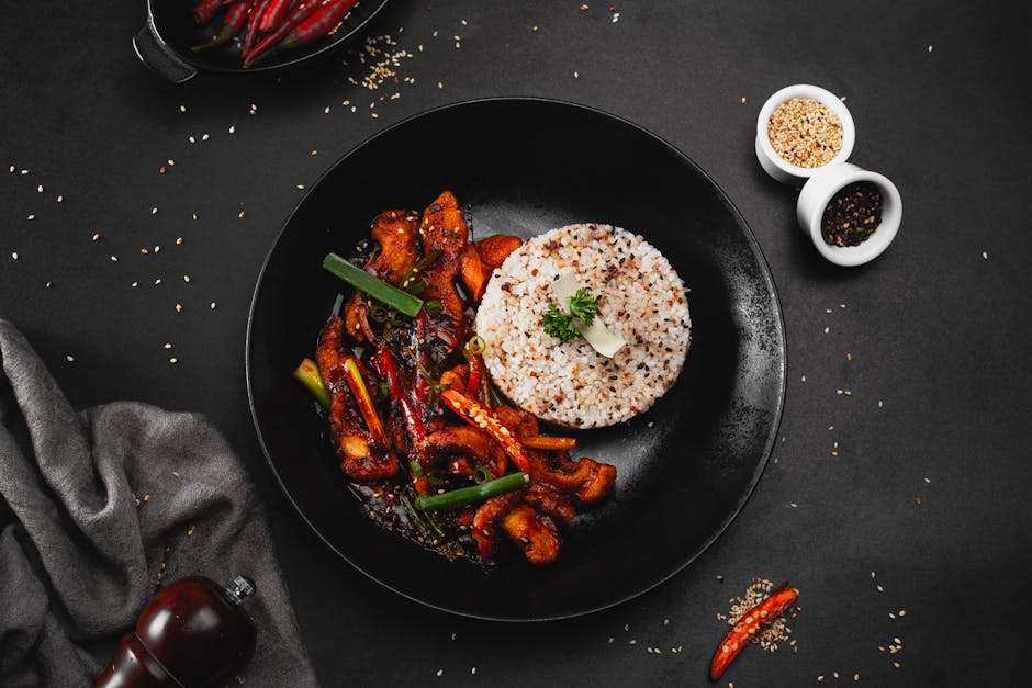 Krydret mandelkylling med ris og grønnsaker