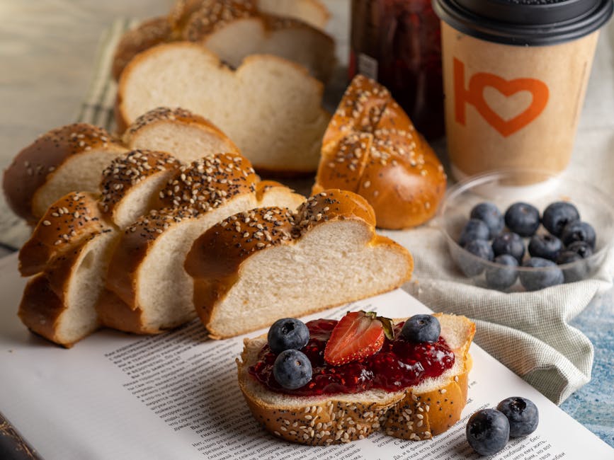 Frokostbrød med sesamfrø og rosiner