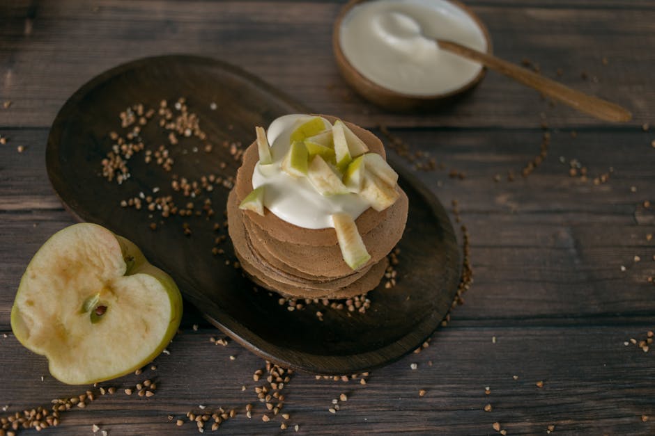 Eple- og tranebærkrem med søt rømme